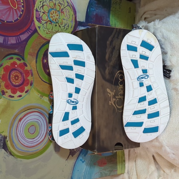 Chacos Youth 6 Z/1 Ecotread equals a woman's size 8 - Picture 4 of 6
